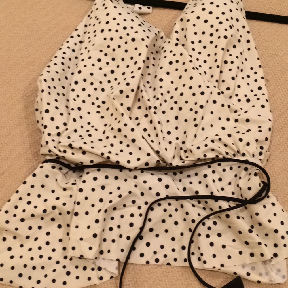 Women’s tankini swim top